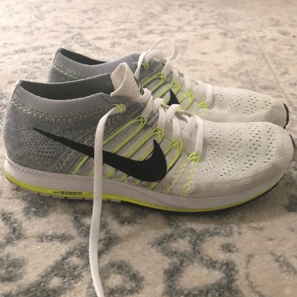 nike zoom flyknit streak